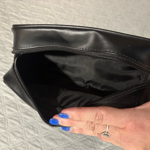 Black Ken.Cole Leather Men's Bag - Picture 6 of 6